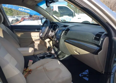 2013 Kia Sorento Lx from USA, damaged, VIN 5XYKTCA63DG351571